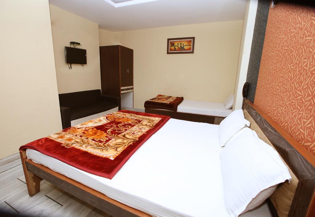 Oyo 15242 Hotel Rathi Palace Jaipur Luaran gambar
