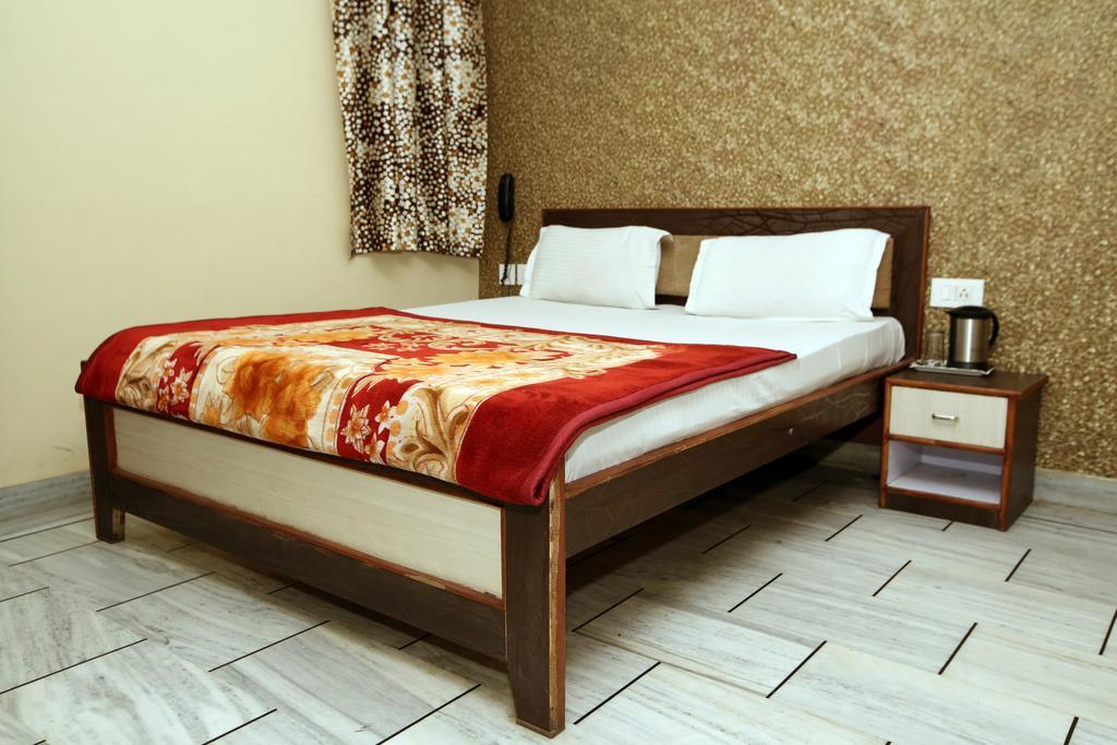 Oyo 15242 Hotel Rathi Palace Jaipur Luaran gambar